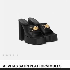 Versace heels sold on Facebook marketplace